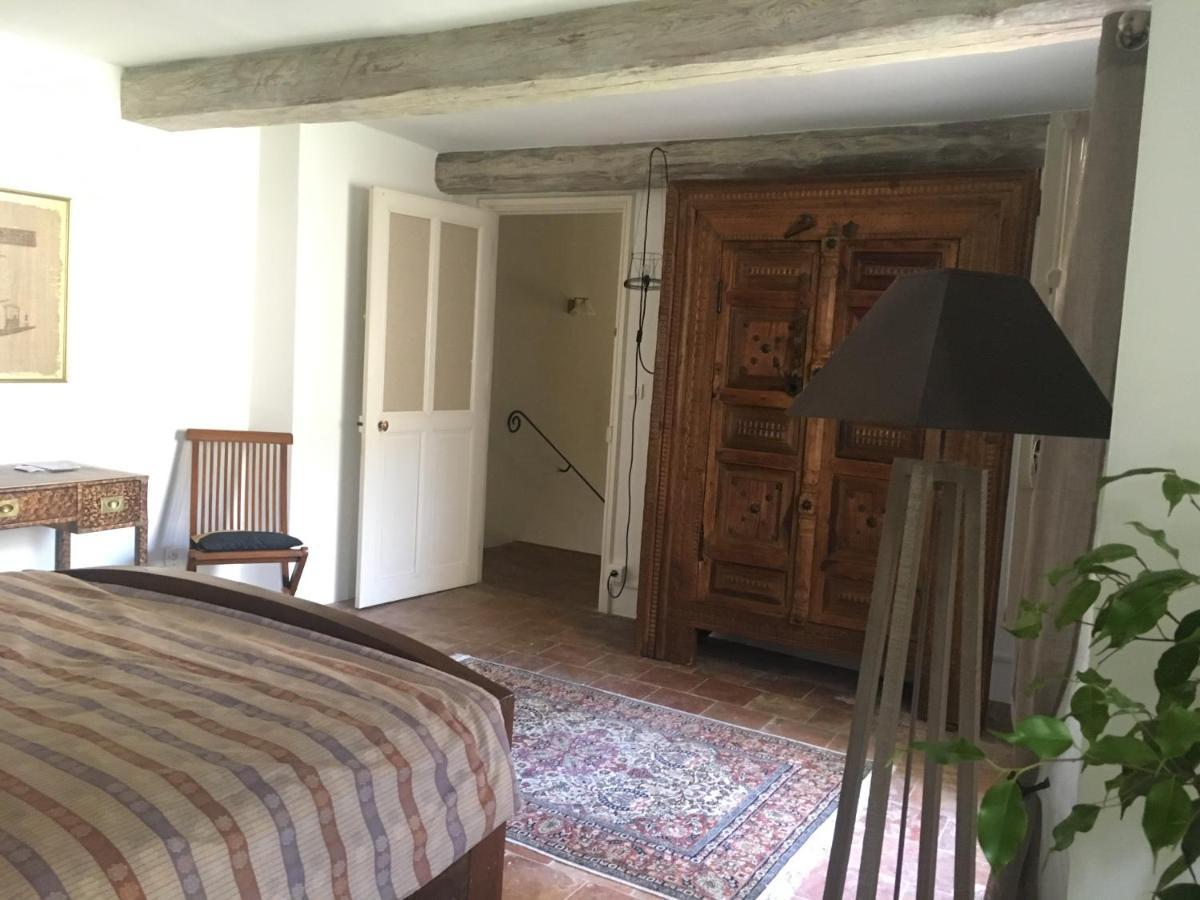 Maison De Village Novissime Noves Eksteriør billede